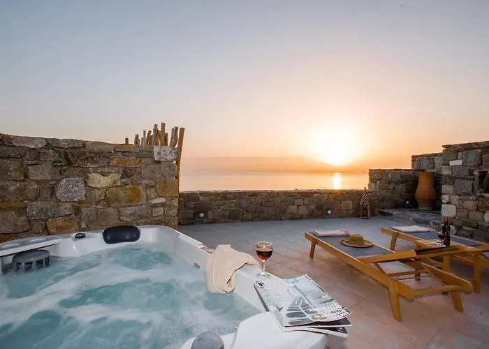 Gorgeous Studio In Cycladic Architecture Overlooking The Aegean