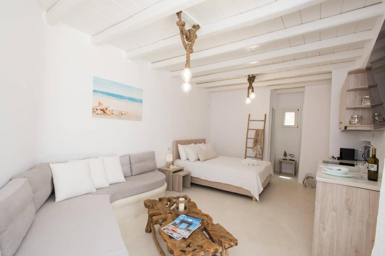 Gorgeous Studio In Cycladic Architecture Overlooking The Aegean